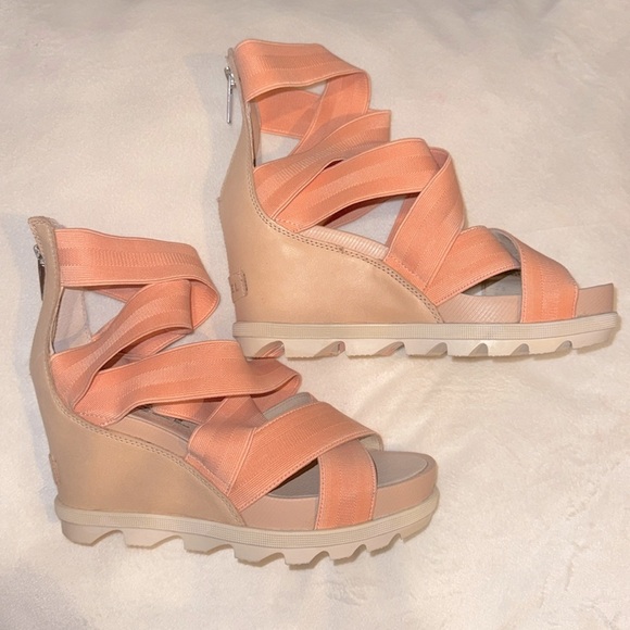 Sorel Shoes - Sorel Womens Size 8 Joanie Coral Colored Strappy Chunky Wedge Heel Sandals NWOT